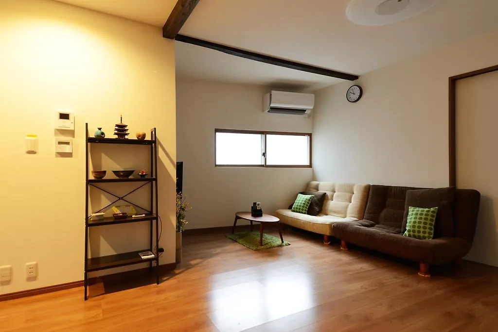 Vakantiehuis Modern House Kamo River No.1 Kyoto