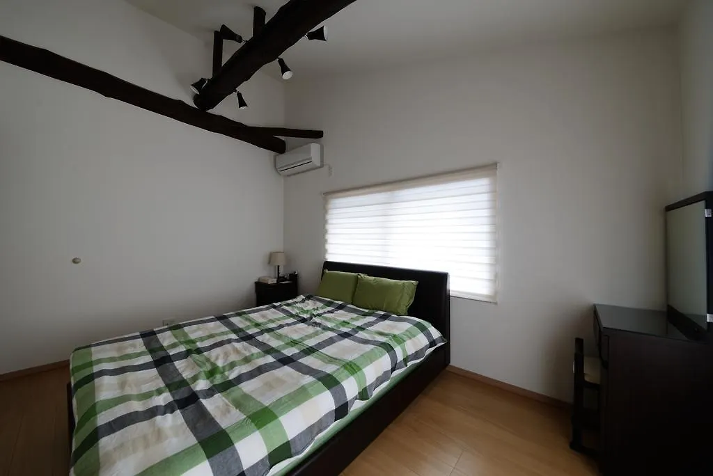 Vakantiehuis Modern House Kamo River No.1 Kyoto